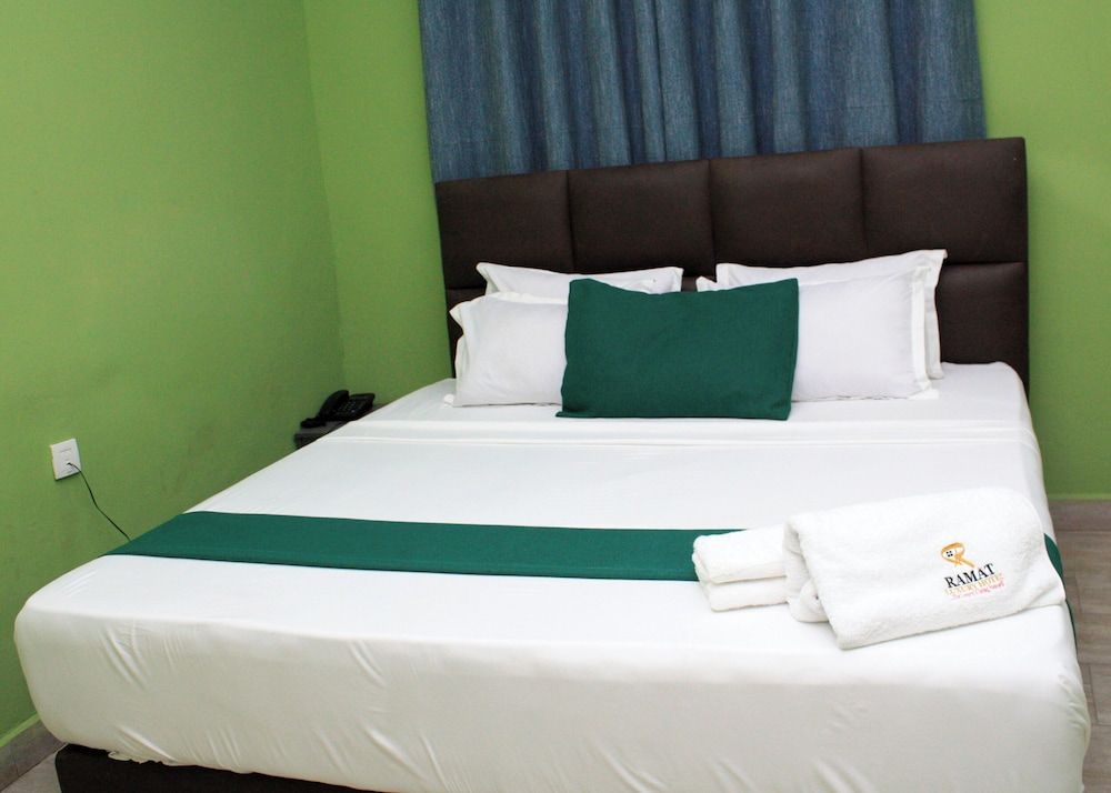 Ramat Luxury Hotel Standard Room, City View