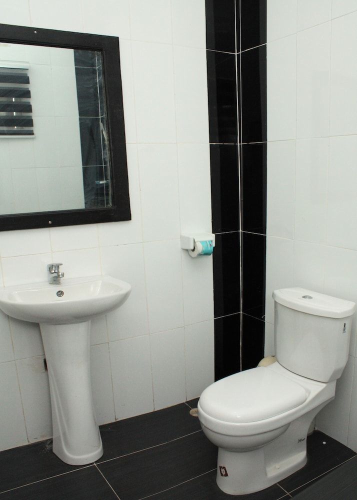 Ramat Luxury Hotel Superior Room, City View 7