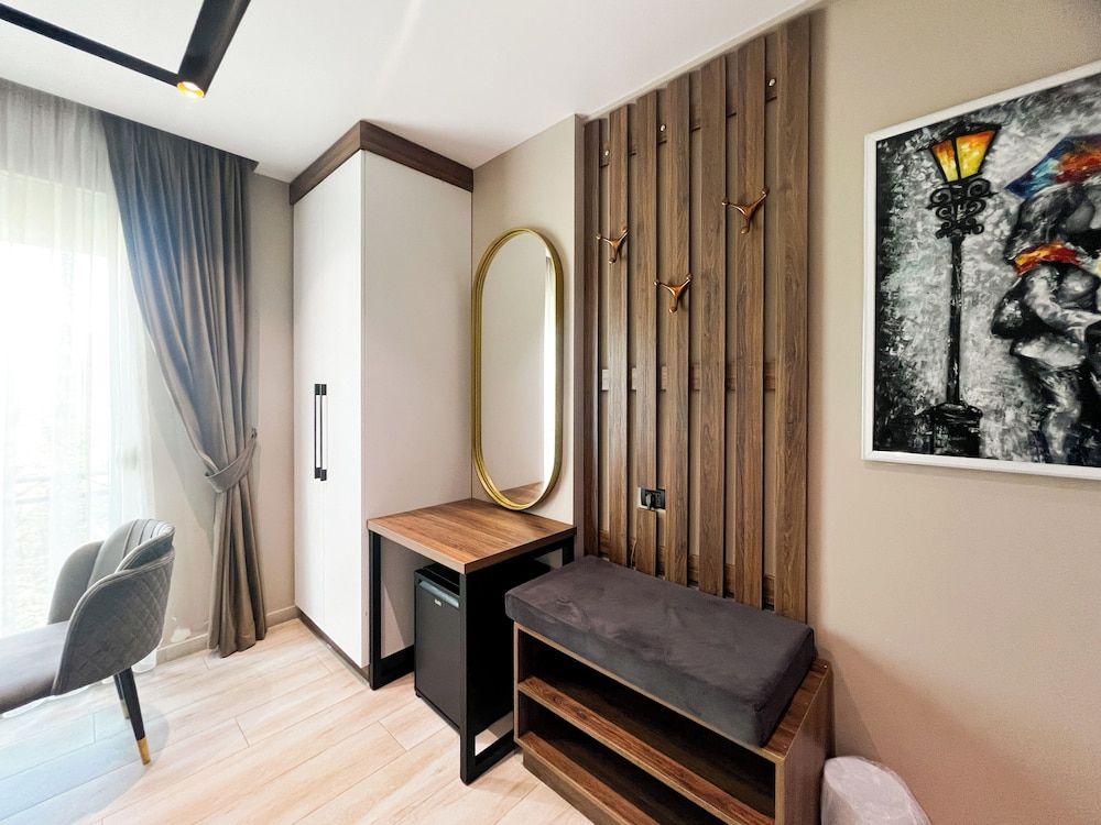 Jata Hotel Deluxe Double Room, Partial Lake View 44