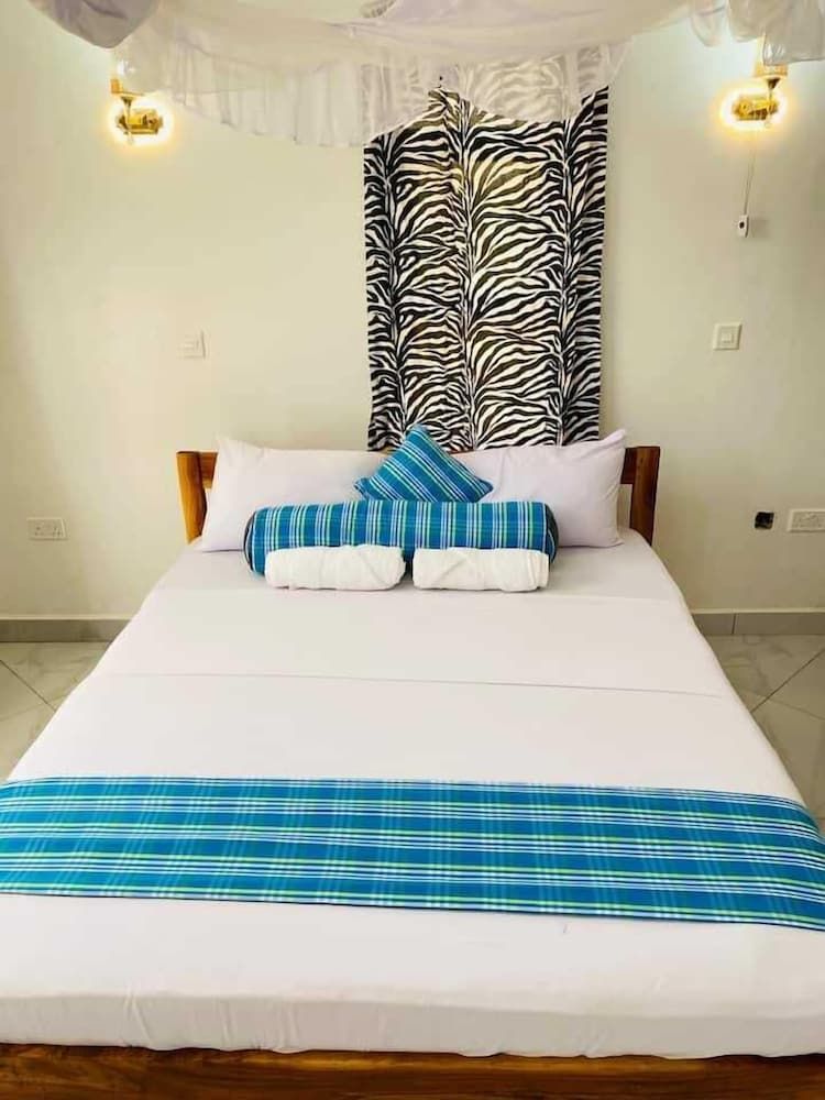 Silent Palms Family Apartment, 2 Bedrooms