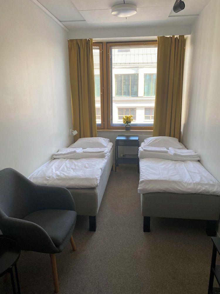 AikaTalo Hostel Classic Double or Twin Room, Shared Bathroom 13