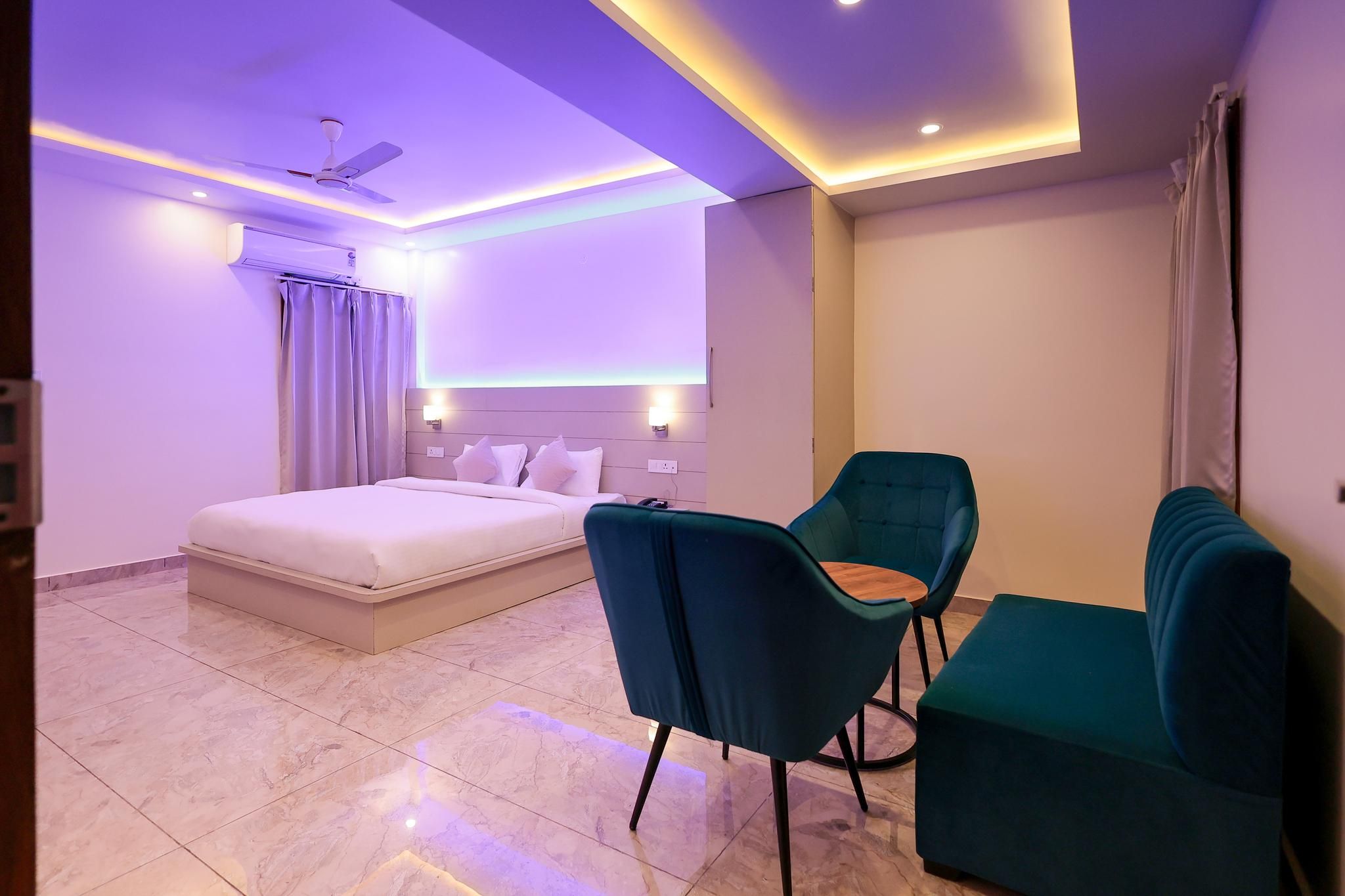 GREEN HILLS HOTEL Suite 2
