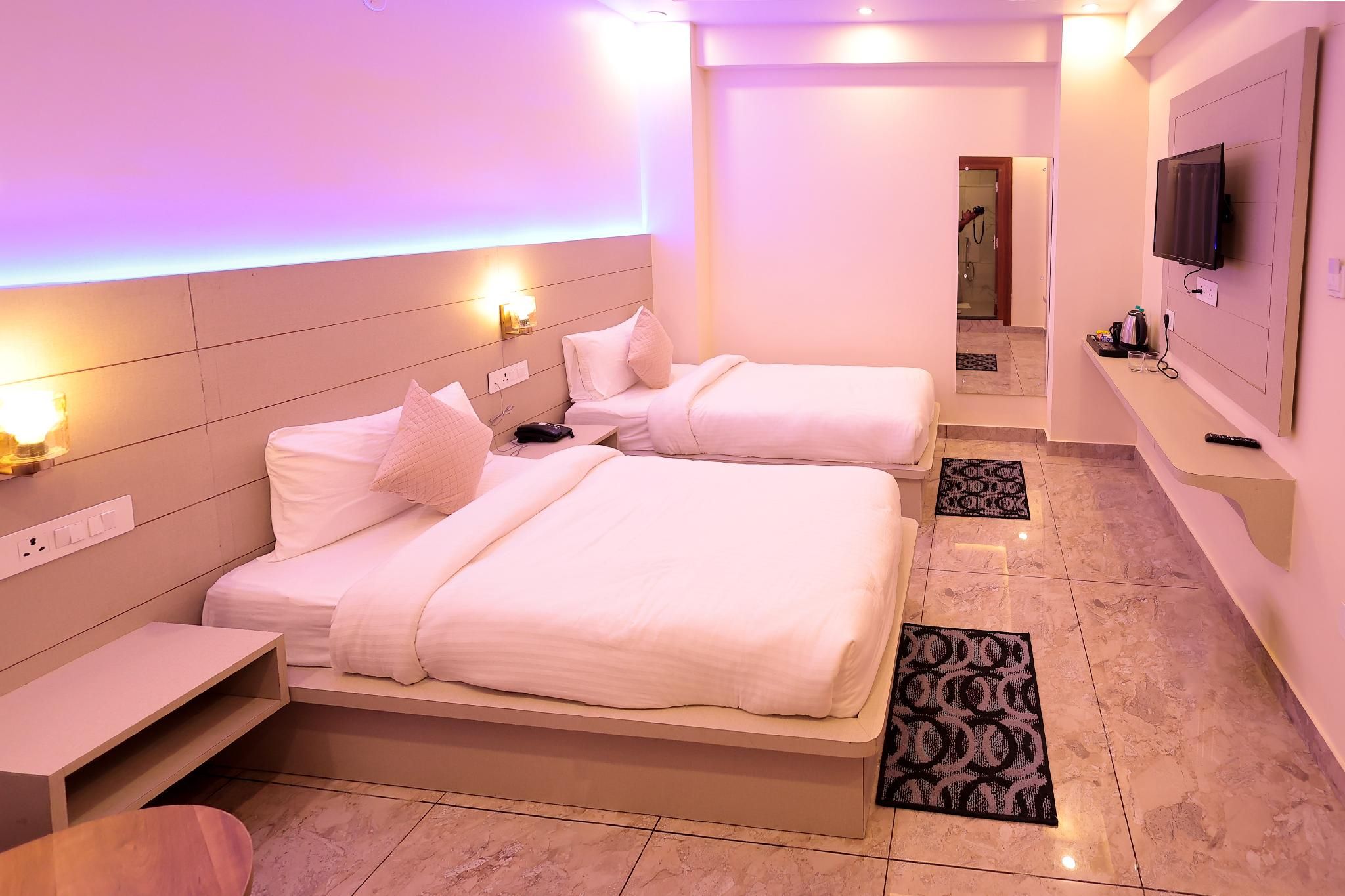 Semi Deluxe Room