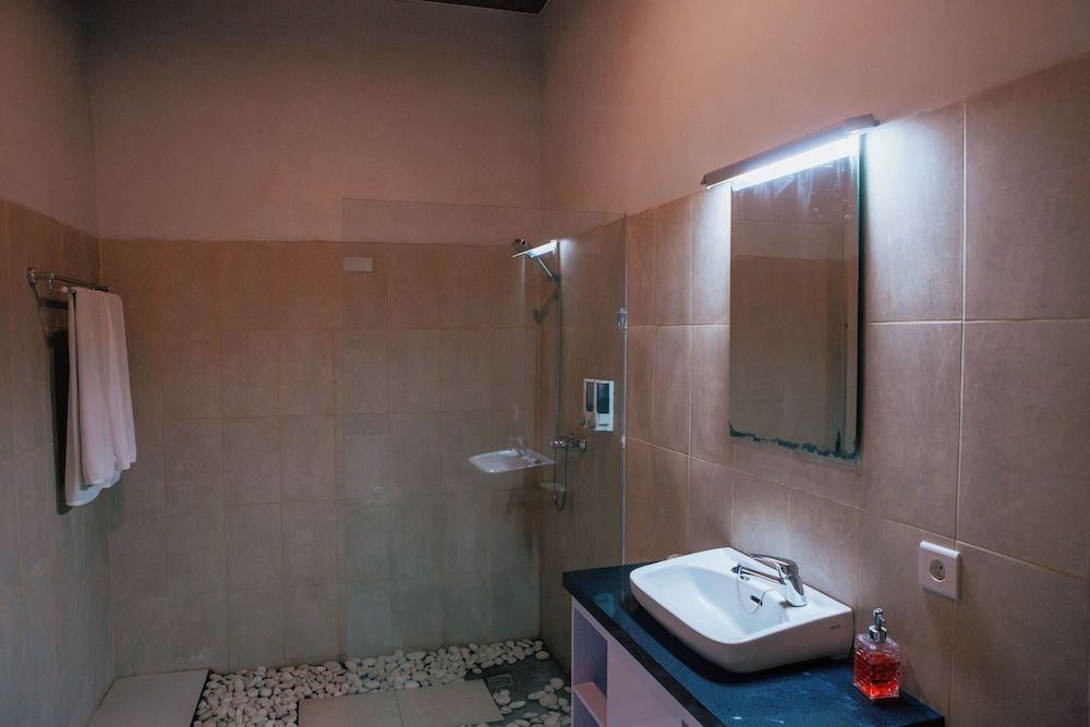 Sawit Garden Cottage Deluxe Double Room 7