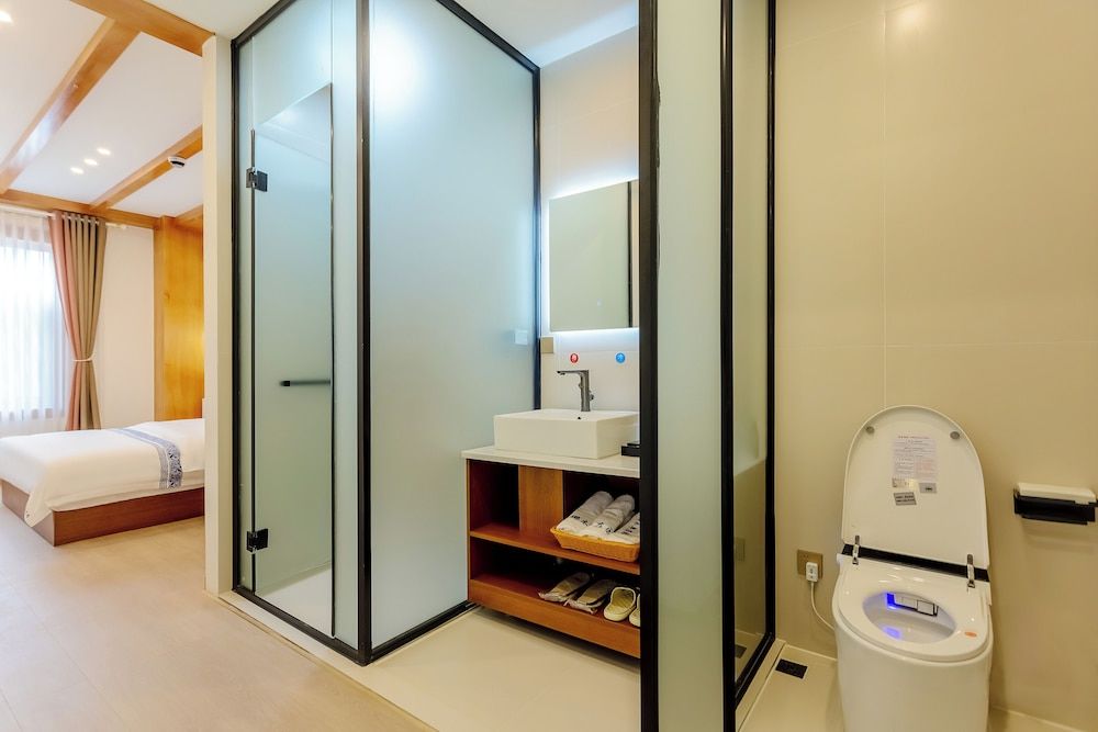 Namzhuo Tibetan-style Courtyard Manor Comfort Double Room, Garden View 4