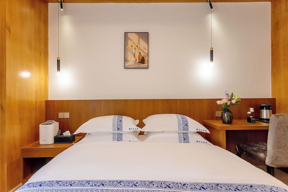 Namzhuo Tibetan-style Courtyard Manor Comfort Double Room, Garden View