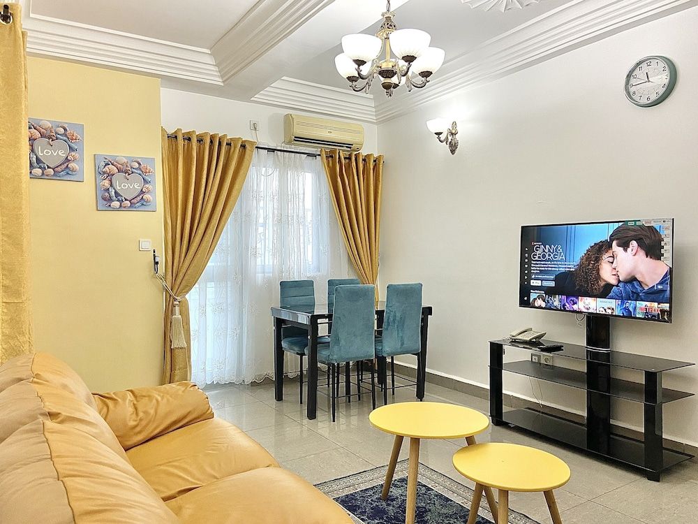 Residence La Marina Deluxe Apartment 11