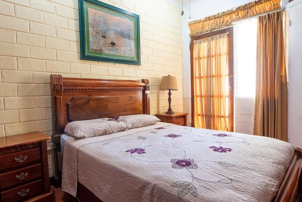 Sura Bed and Breakfast Standard Double Room