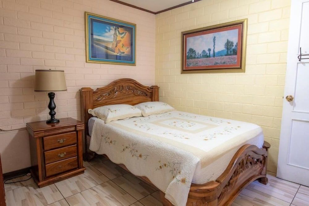 Sura Bed and Breakfast Standard Double Room 2