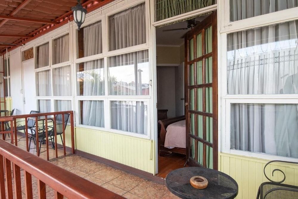 Sura Bed and Breakfast Standard Double Room 8