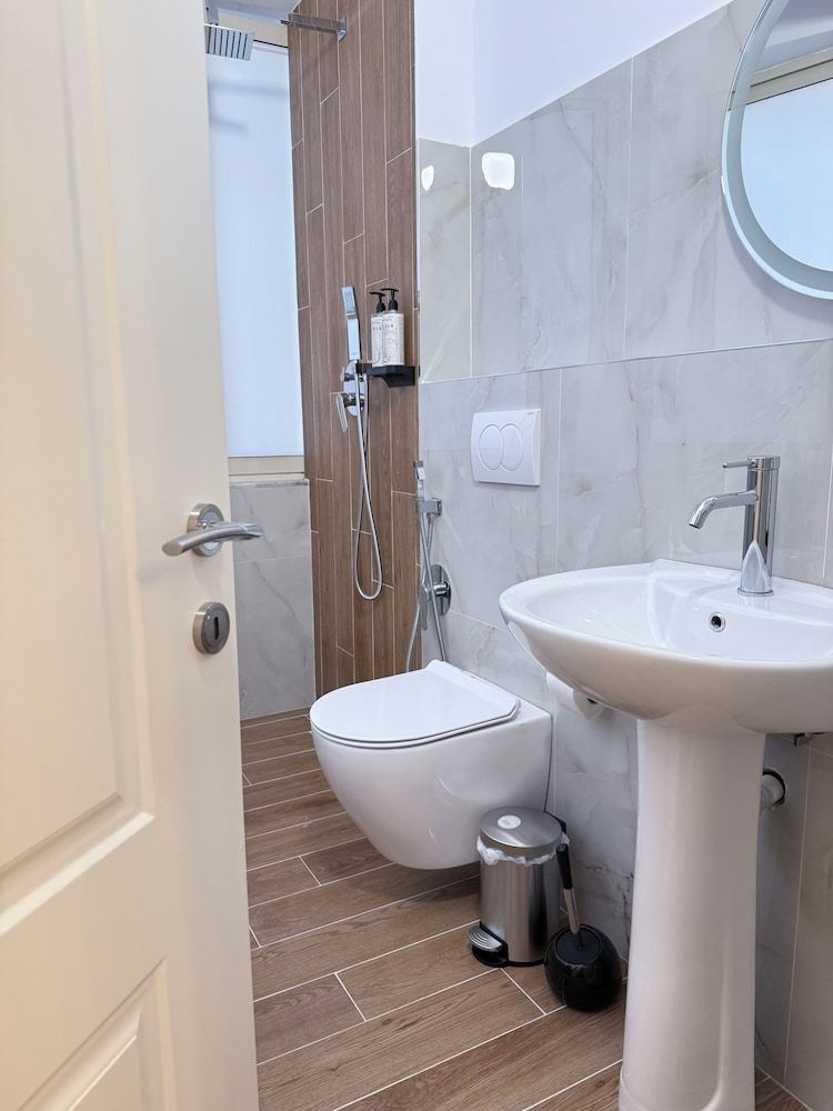 Museum Boutique Hotel Standard Double or Twin Room, City View 4