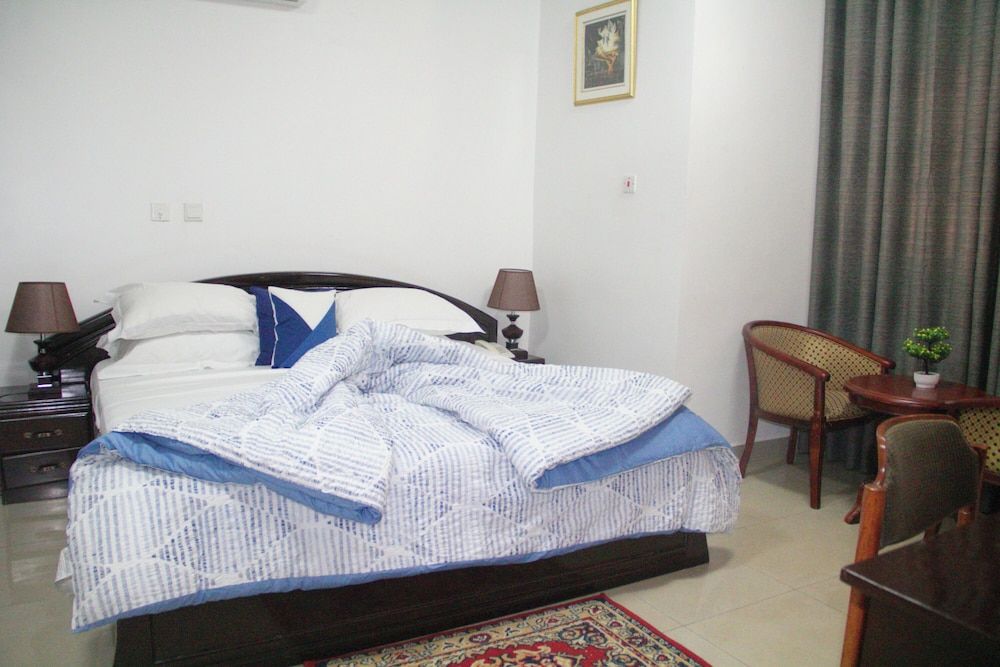 Gold Plus Hotel Ghana Standard Room, 1 Double Bed, Accessible, Private Bathroom 2
