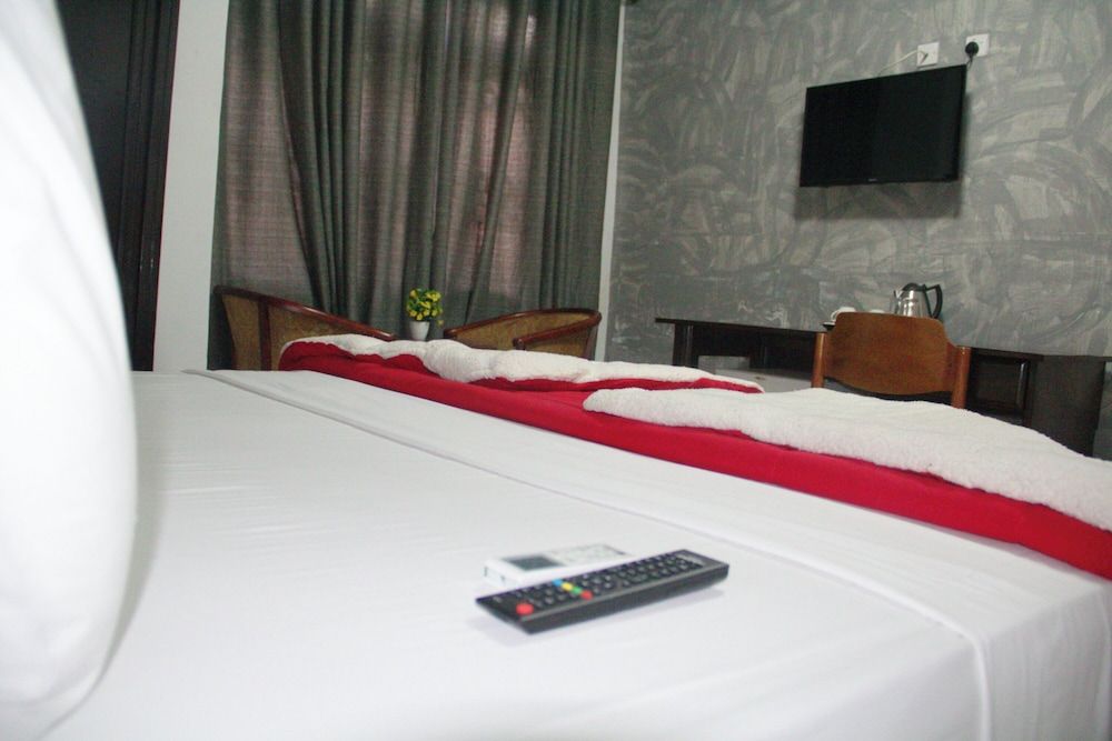 Gold Plus Hotel Ghana Standard Room, 1 Double Bed, Accessible, Private Bathroom 7