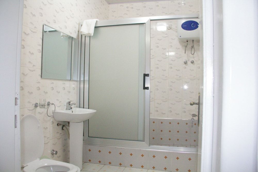 Gold Plus Hotel Ghana Standard Room, 1 Double Bed, Accessible, Private Bathroom 10