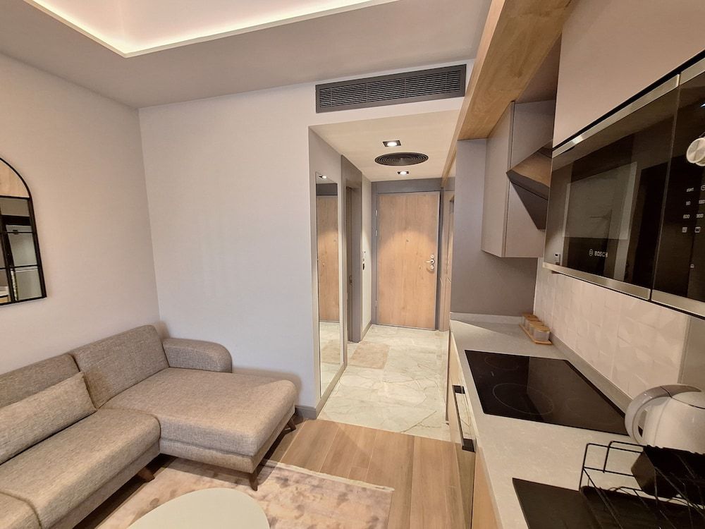 Diamond City by Cozy Executive Studio Suite 25