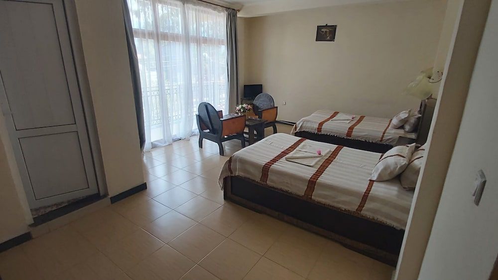 Birhanu Home stay Deluxe Twin Room