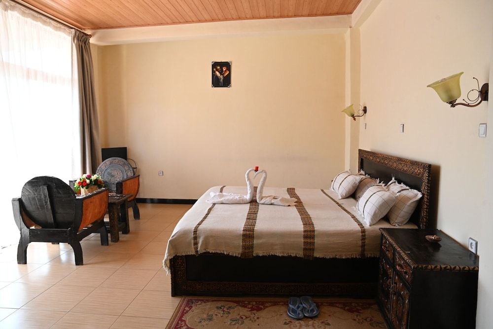 Birhanu Home stay Deluxe Double Room