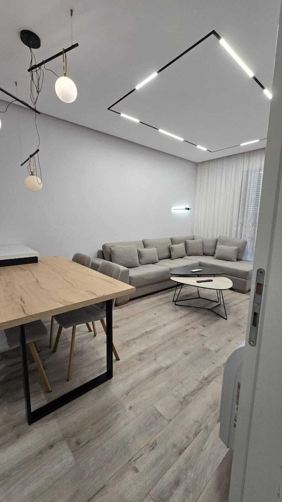 Tirent Apartment-One Bedroom Porcelan