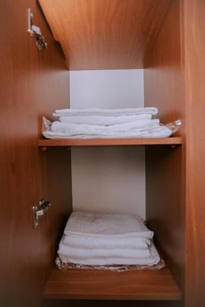 Sabah Hotel Twin Room, Patio, Courtyard View 7