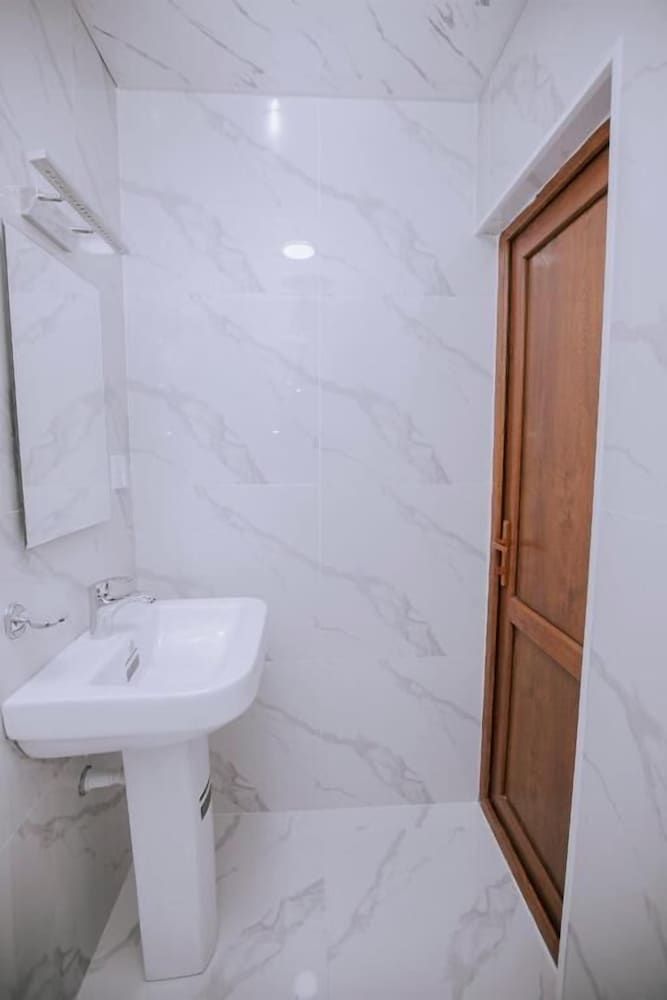 Sabah Hotel Triple Room, City View