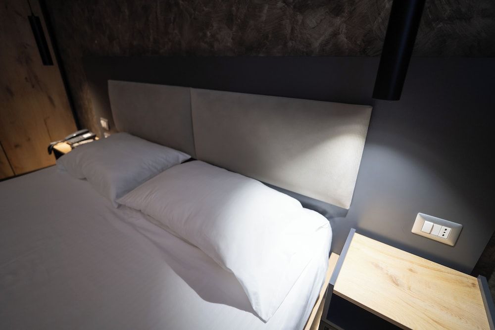 Center Boutique Hotel Double Room 9