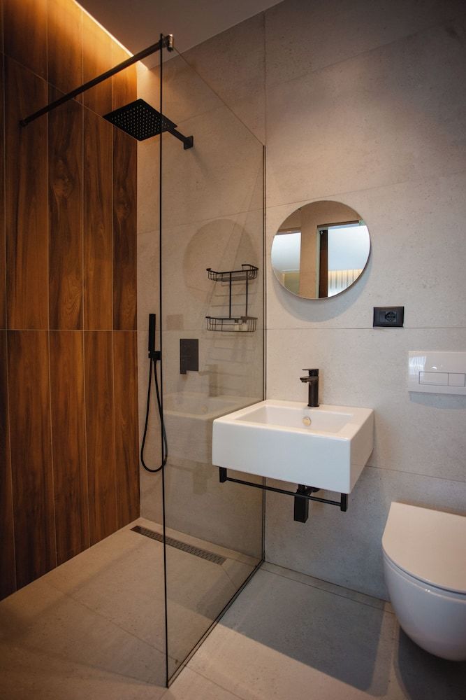 Hotel Flaer Comfort Double Room, Balcony, Lake View 15