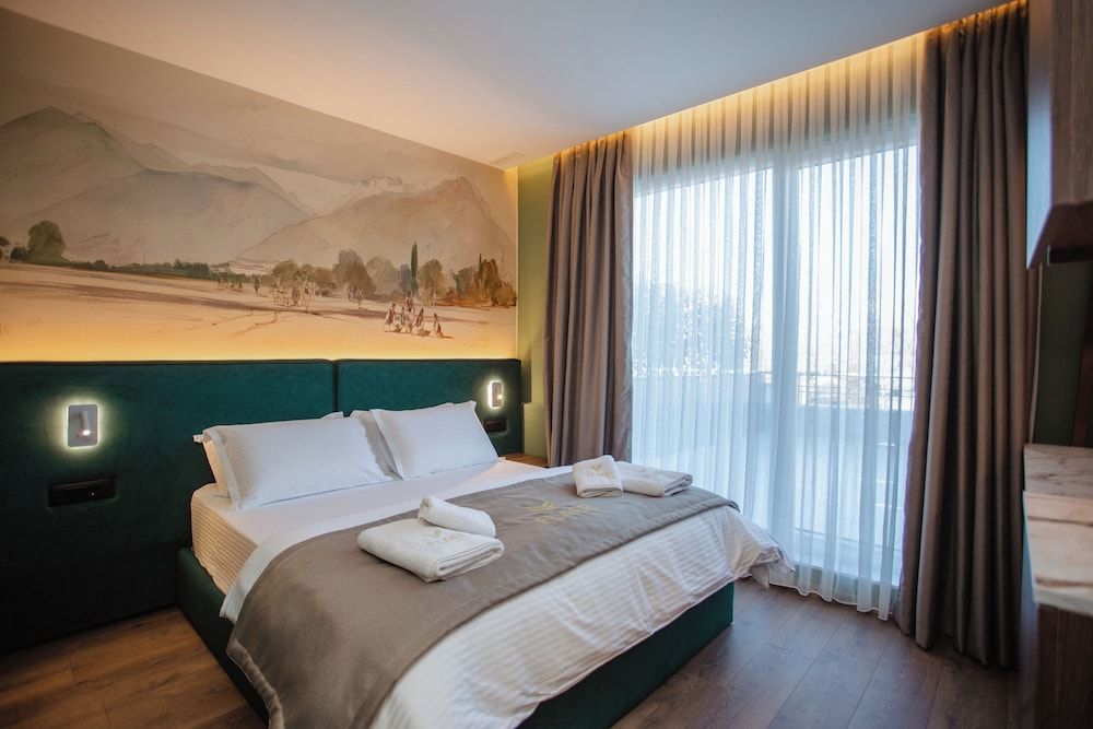 Hotel Flaer Comfort Double Room, Balcony, Lake View 7