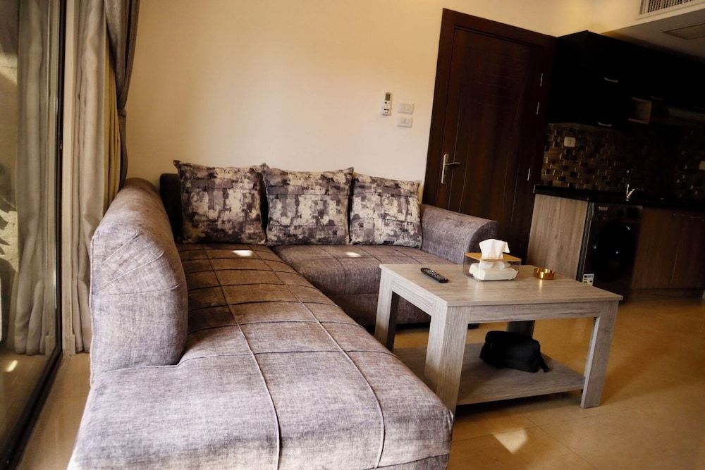 Abdoun Rooftop 2bedroom Kh&sh 02 Apartment, 2 Bedrooms, Accessible, Smoking 81