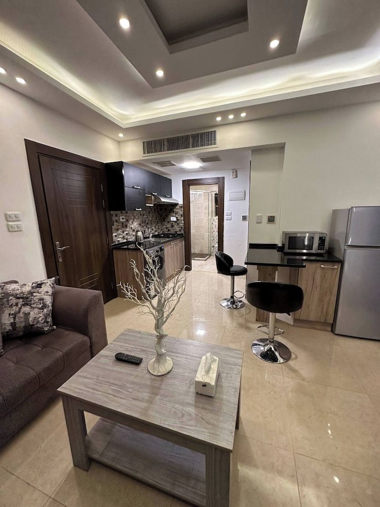 Abdoun Rooftop 2bedroom Kh&sh 02 Apartment, 2 Bedrooms, Accessible, Smoking 77