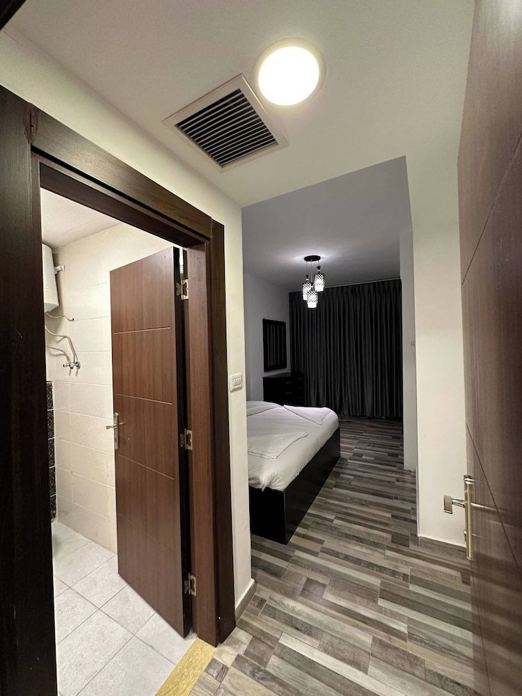 Abdoun Rooftop 2bedroom Kh&sh 02 Apartment, 2 Bedrooms, Accessible, Smoking 69