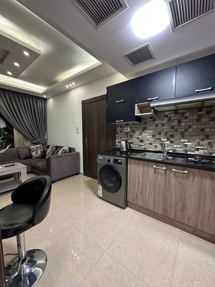 Abdoun Rooftop 2bedroom Kh&sh 02 Apartment, 2 Bedrooms, Accessible, Smoking 75