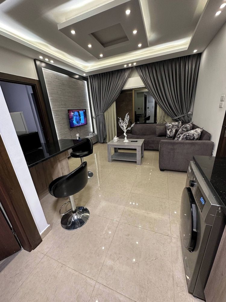 Abdoun Rooftop 2bedroom Kh&sh 02 Apartment, 2 Bedrooms, Accessible, Smoking 73