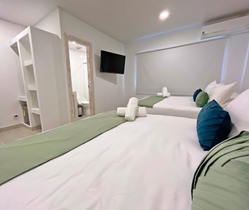 Zaba Beach House Quadruple Room 4