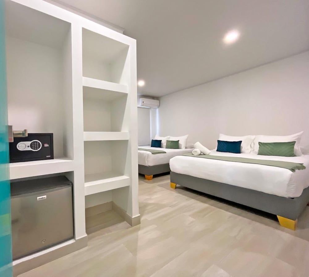 Zaba Beach House Quadruple Room 3