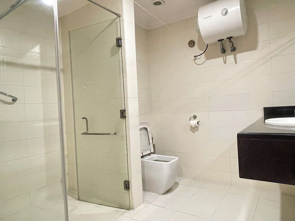 Amran Hotel Standard Room 5