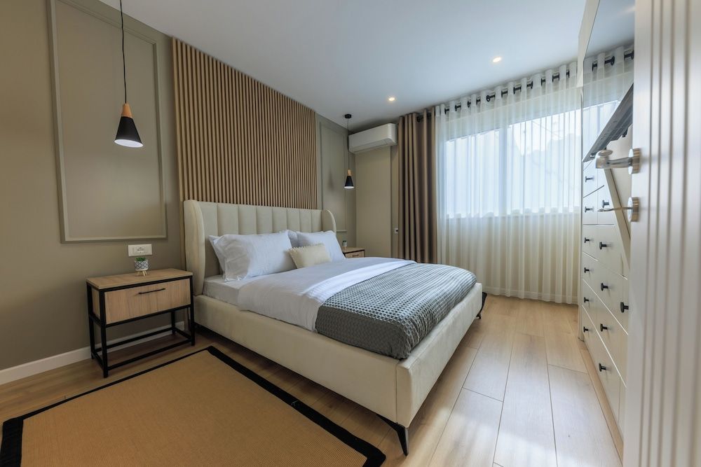 Syncron Rooftop City Centre Tirana