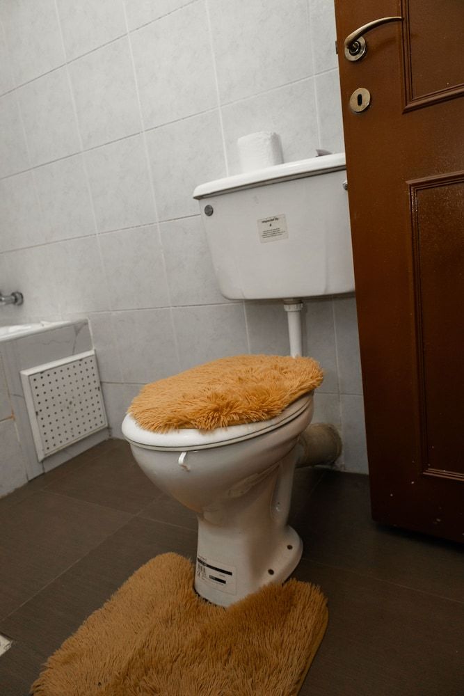 Freeman Methodist Guest House Standard Room 4