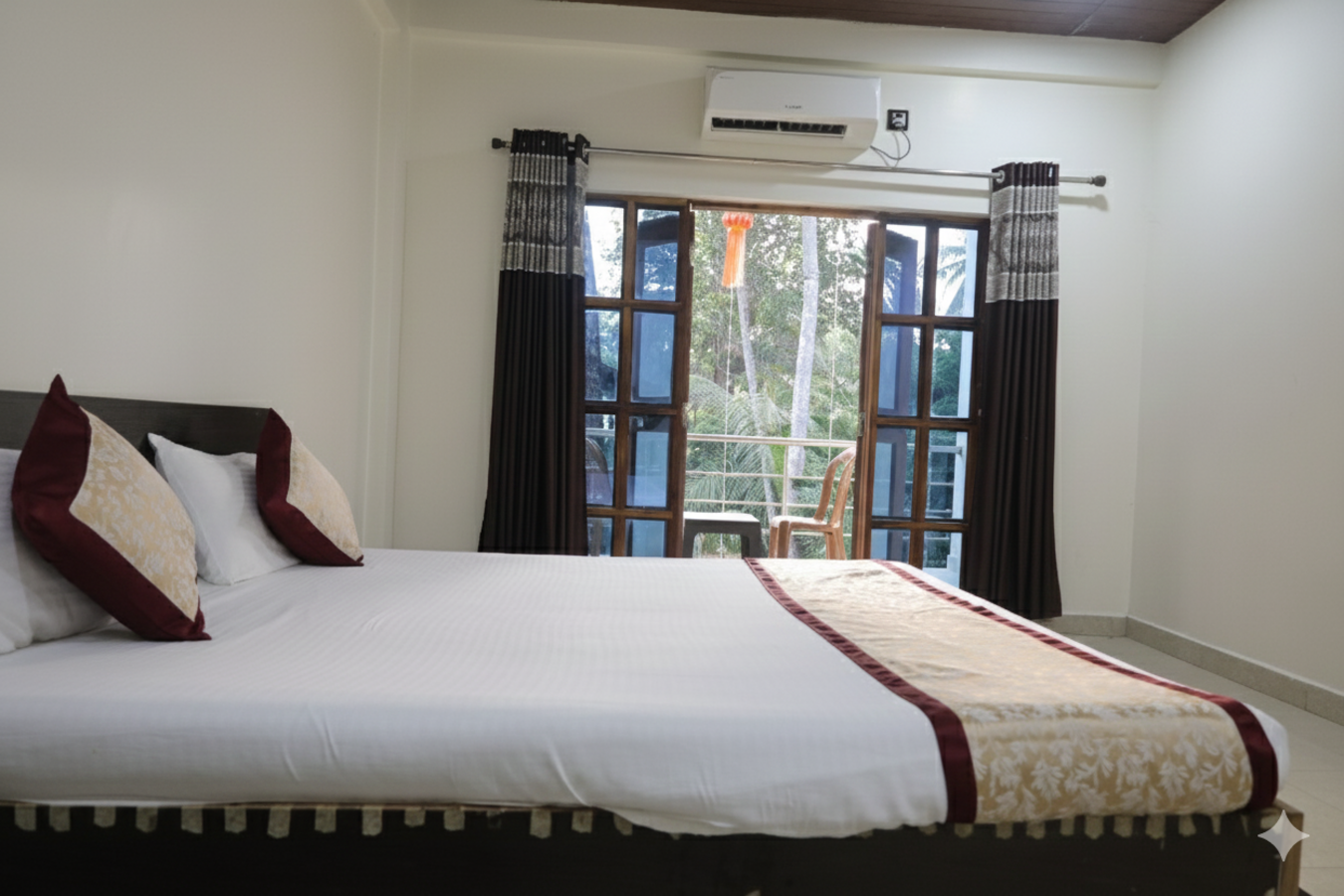 Delux Double Room with Balcony