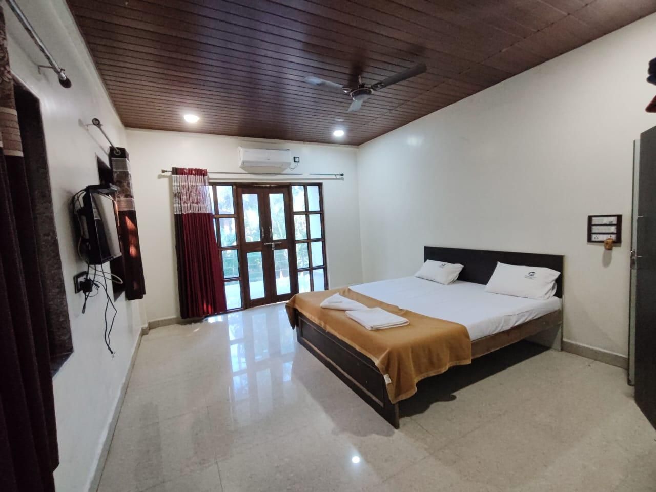 Delux Double Room with Balcony