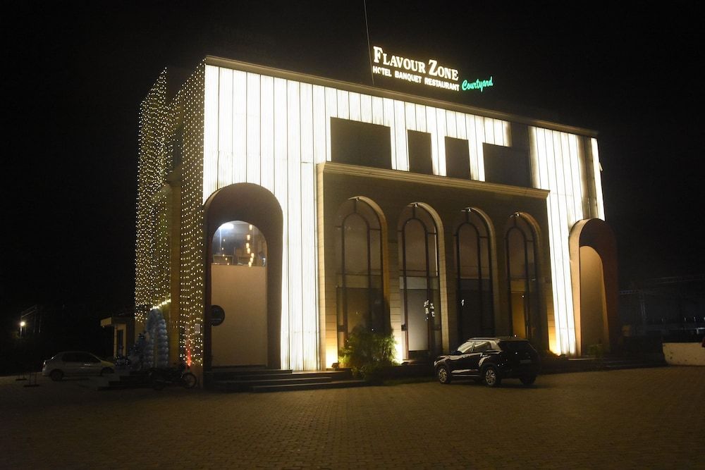 Flavour Zone Courtyard