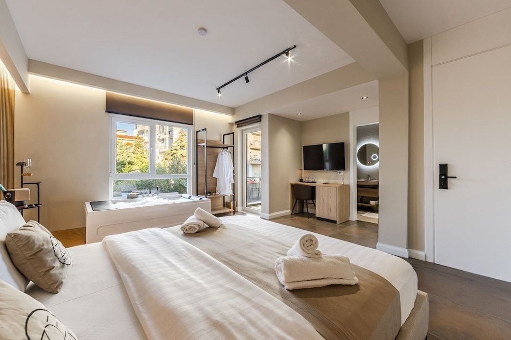 Zoe's Villa by PS Superior Suite, Balcony, Garden View