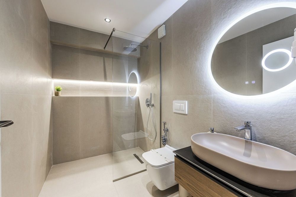 Zoe's Villa by PS Comfort Studio, Balcony, Garden View 9