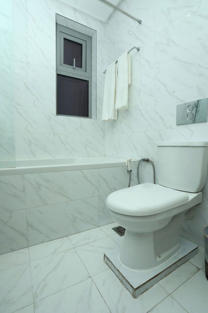 LandwaySuite Deluxe Double Room, City View 16