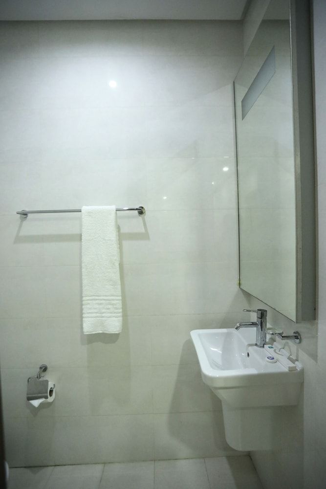 LandwaySuite Deluxe Double Room, City View 18