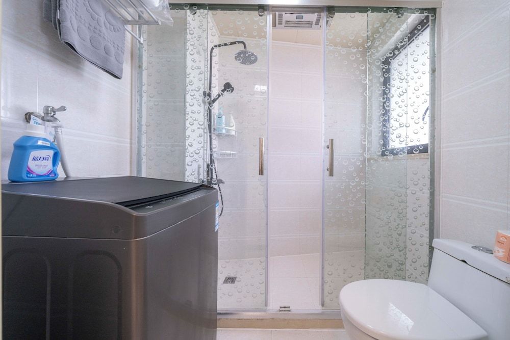 Tyms Modern 2BR APT Xujiahui Dacheng Superior Apartment, 2 Bedrooms, Kitchen, City View 17