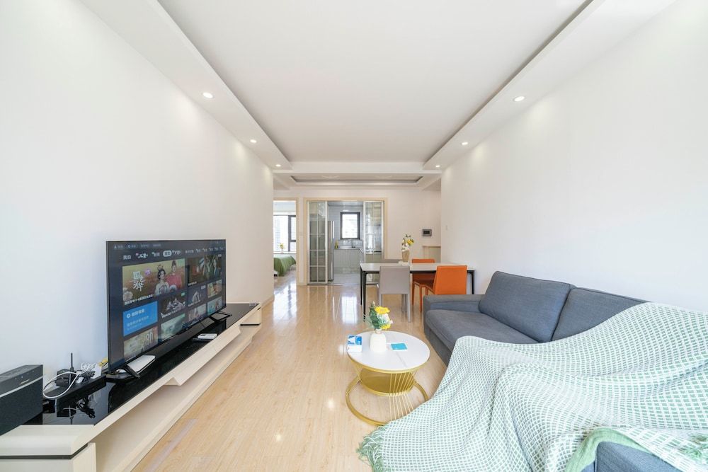 Tyms Modern 2BR APT Xujiahui Dacheng Superior Apartment, 2 Bedrooms, Kitchen, City View 20