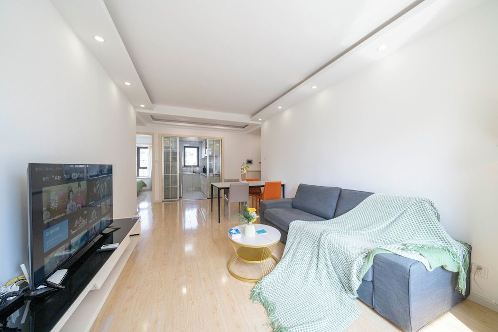 Tyms Modern 2BR APT Xujiahui Dacheng Superior Apartment, 2 Bedrooms, Kitchen, City View 24