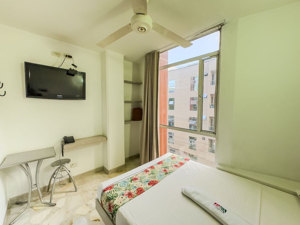 Hotel Macedonia Plaza Medellin Standard Single Room 4