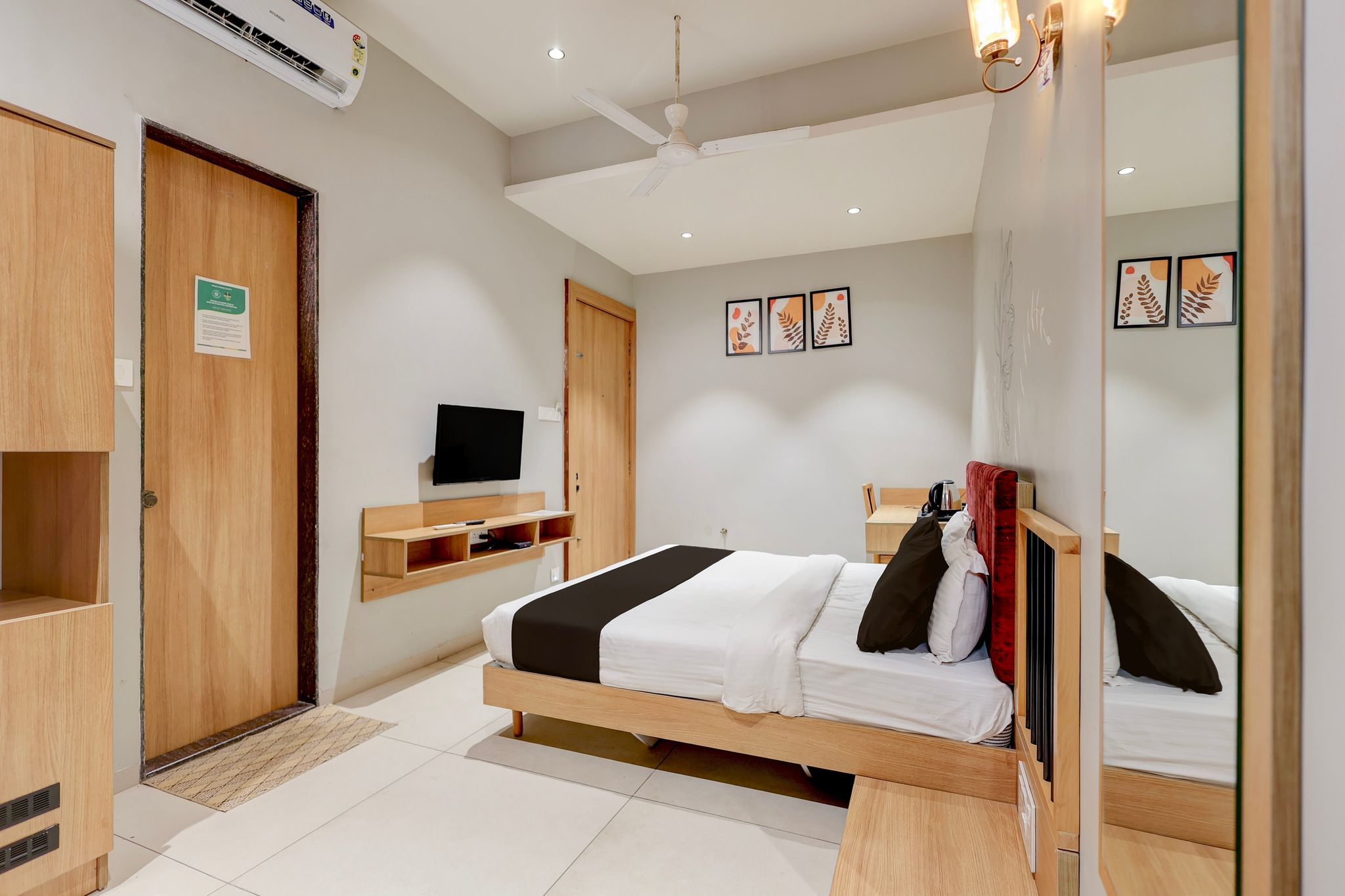 Townhouse Nagthane Satara Formerly Matoshree Palace CLASSIC 11