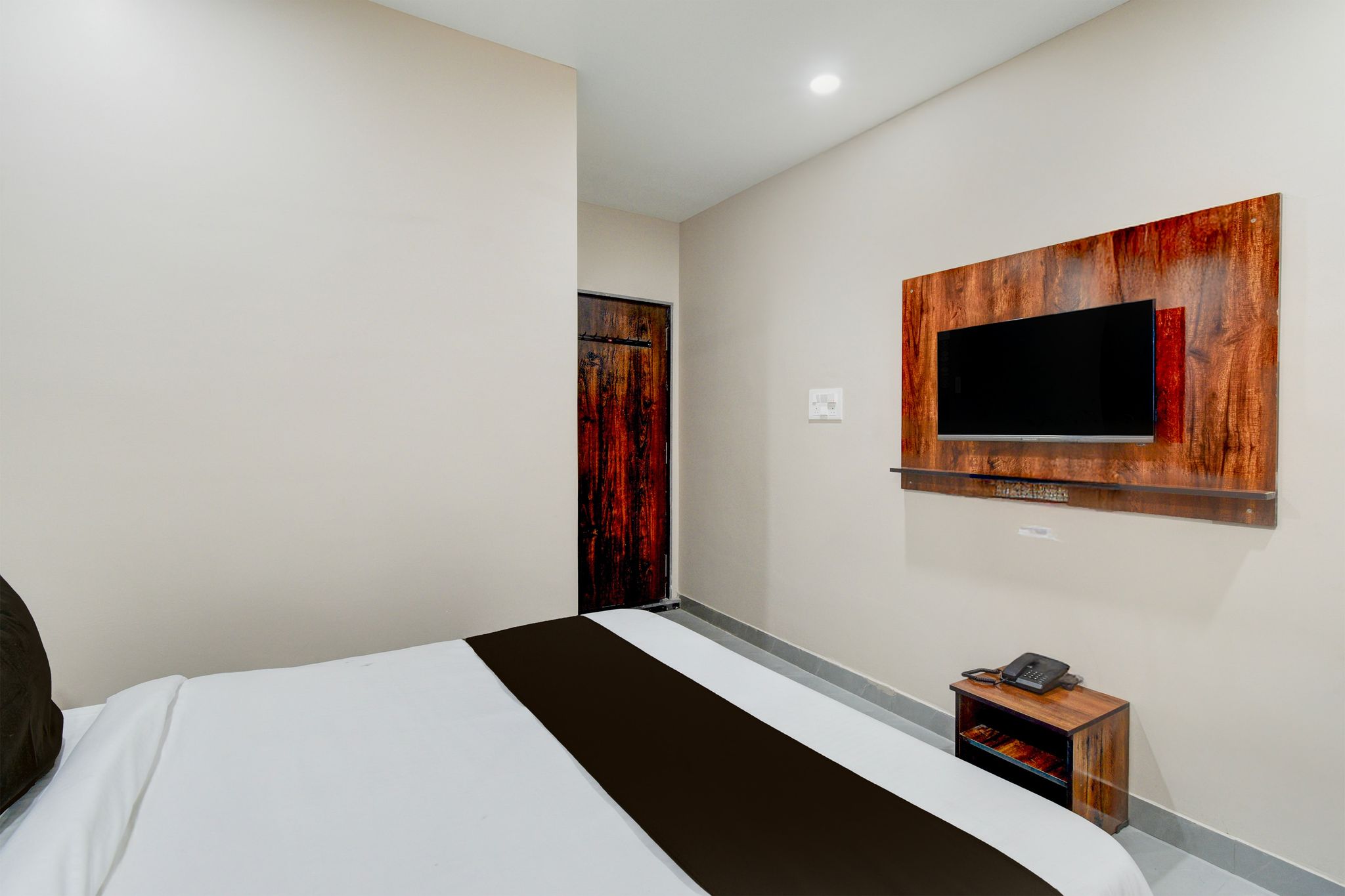 Super Townhouse Chaitanyapuri Metro Station Hyderabad CLASSIC 9